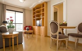 Flat c/ um quarto em Moema e cozinha completa uh65